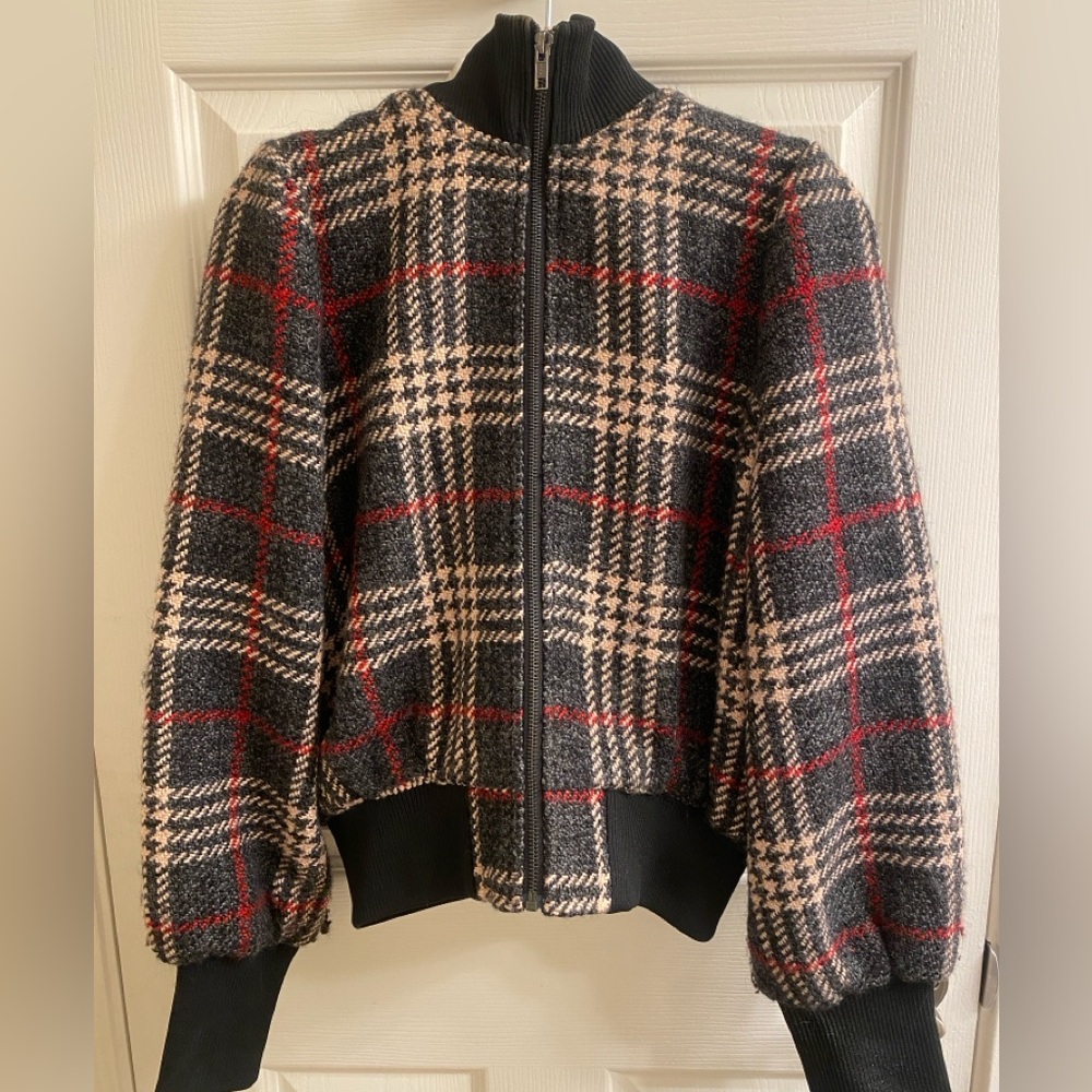 Brand: Express
Size: Small
Color: Black, red, brown
